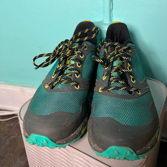 Merrell shoes - Picture 2 of 4